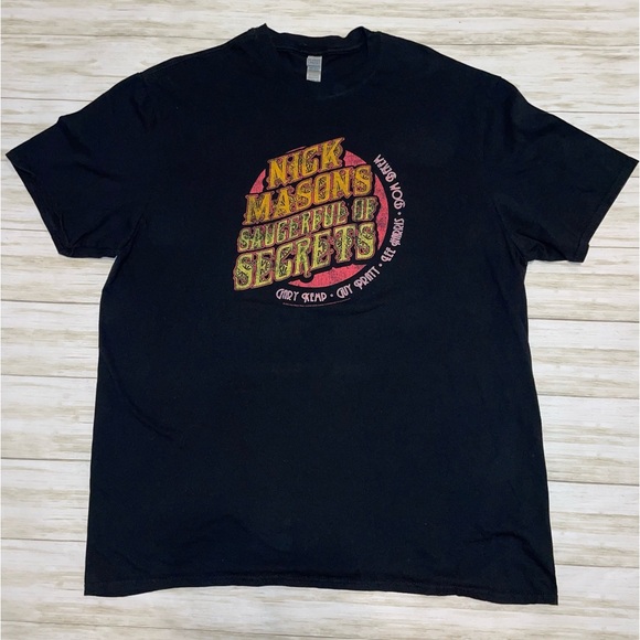 Nick Mason’s Saucerful of Secrets Tour 2022 Gildan Black Tshirt Sz 2XL XXL 🎵🔥 - Picture 1 of 6